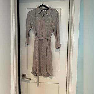 Uniqlo | Button Up Collared Dress in Soft Gray with Polka Dots